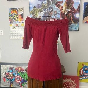 Burgundy off-the-shoulder top 🌺